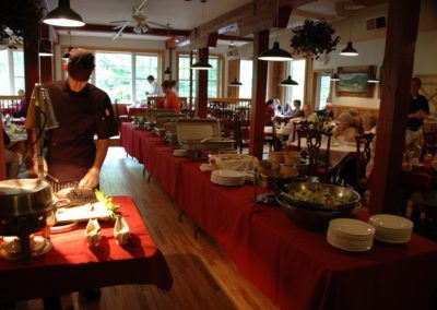 Book your rustic wedding and wedding reception dinner at the Damascus Old Mill Inn!